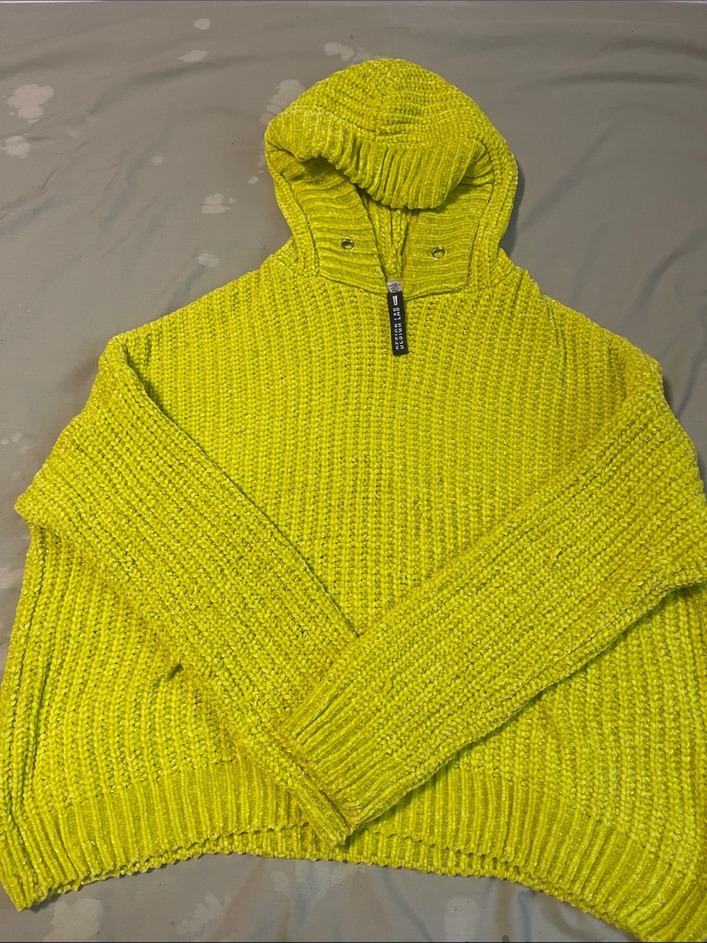 Design Lab Lord & Taylor Chunky Hooded Knit Sweater in Lime Green